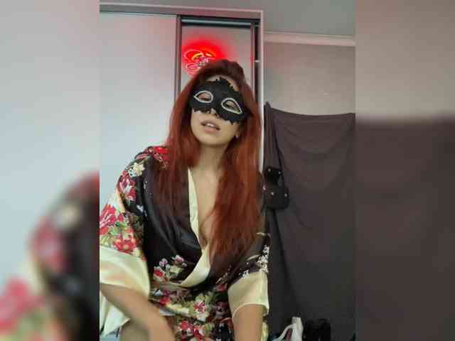 Empress-Ive webcam