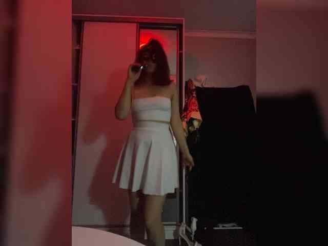 Empress-Ive webcam