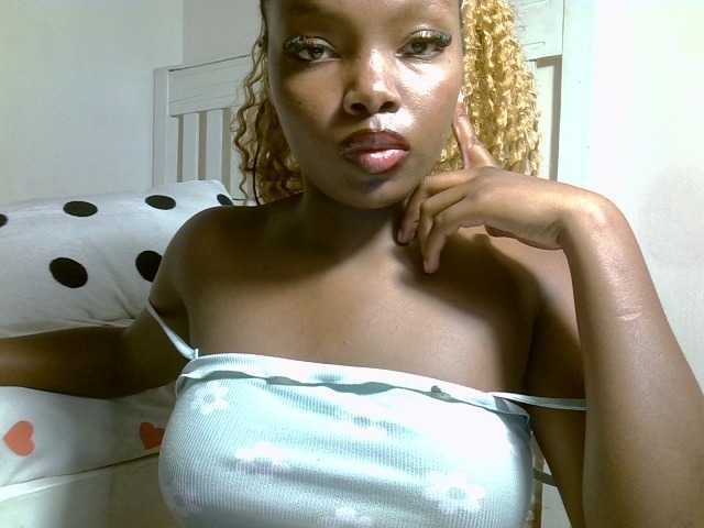 sexyblissy live cam on BongaCams