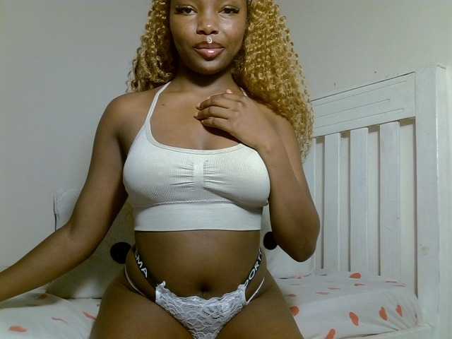 sexyblissy live cam on BongaCams