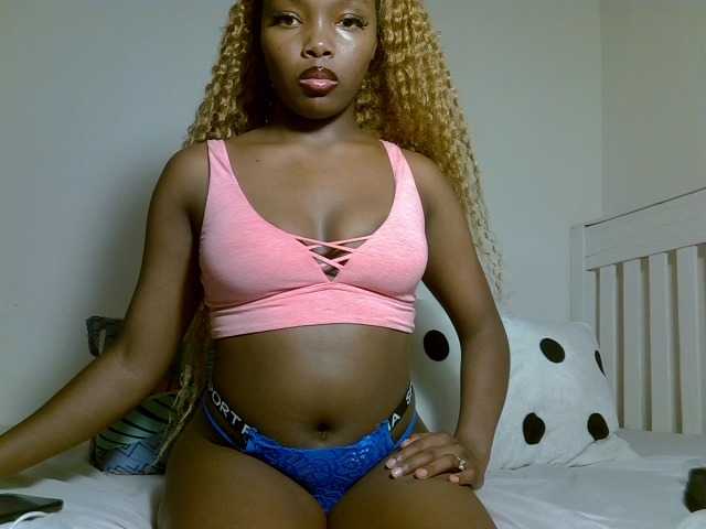 sexyblissy live cam on BongaCams