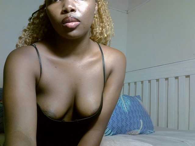 sexyblissy live cam on BongaCams