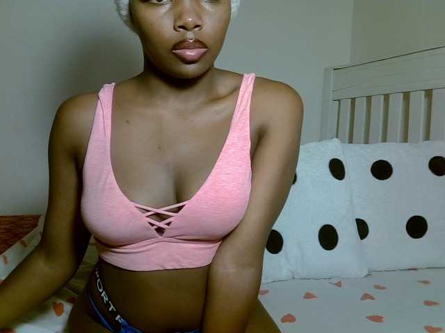 sexyblissy live cam on BongaCams