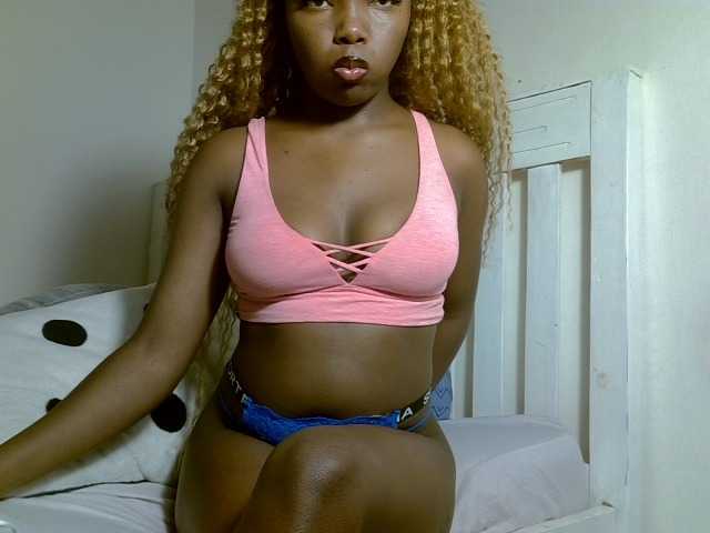 sexyblissy live cam on BongaCams