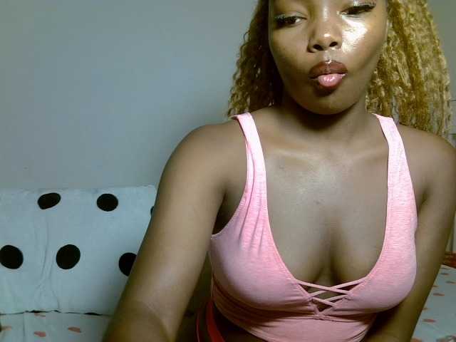 sexyblissy live cam on BongaCams