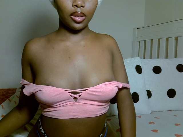 sexyblissy live cam on BongaCams