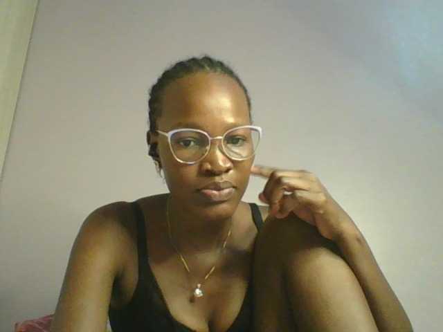 Jennyf live cam on BongaCams