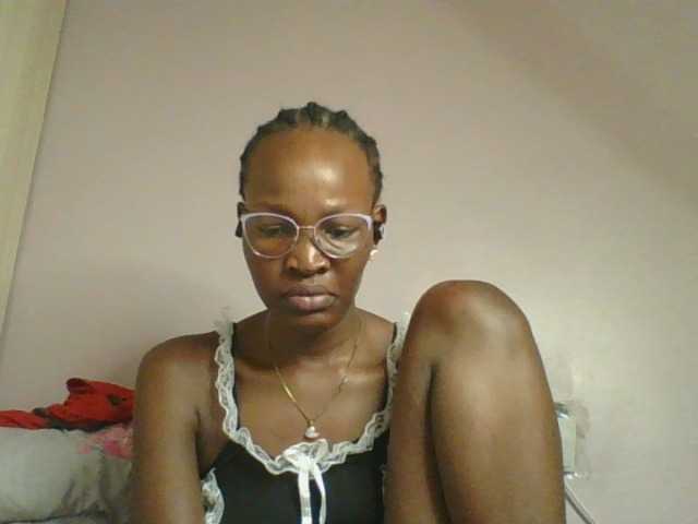 Jennyf live cam on BongaCams