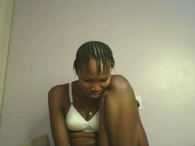 Jennyf live cam on BongaCams