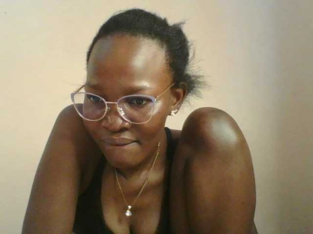 Jennyf live cam on BongaCams