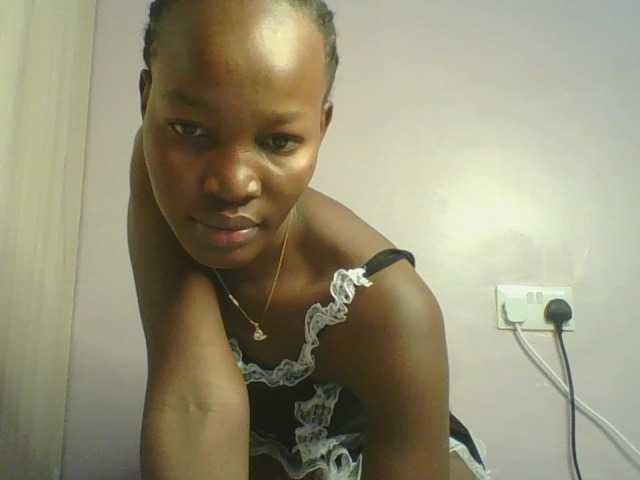 Jennyf live cam on BongaCams