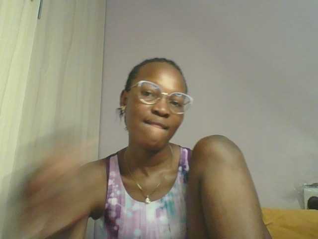 Jennyf live cam on BongaCams