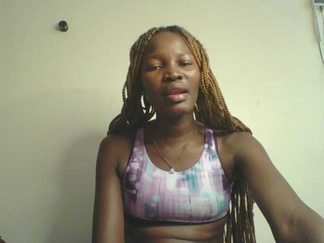 Jennyf live cam on BongaCams