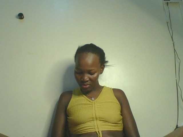 Jennyf live cam on BongaCams