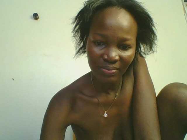 Jennyf live cam on BongaCams