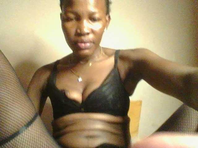 Jennyf live cam on BongaCams