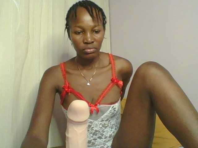Jennyf live cam on BongaCams