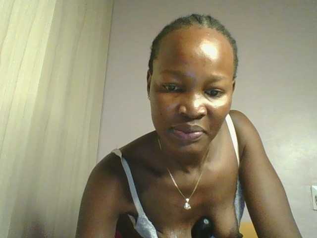 Jennyf live cam on BongaCams