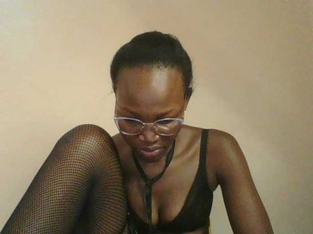 Jennyf live cam on BongaCams