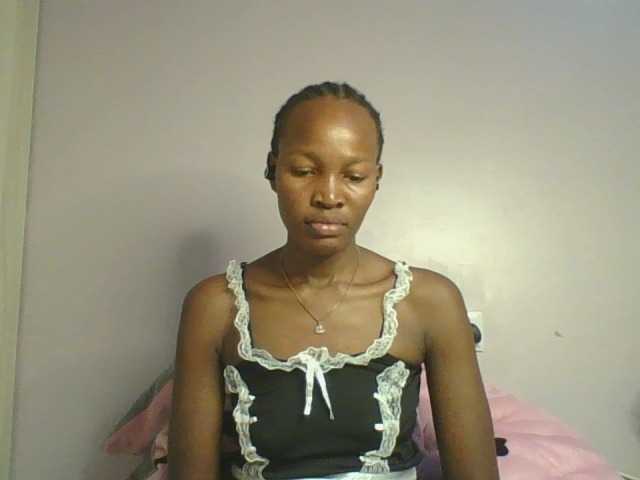 Jennyf live cam on BongaCams