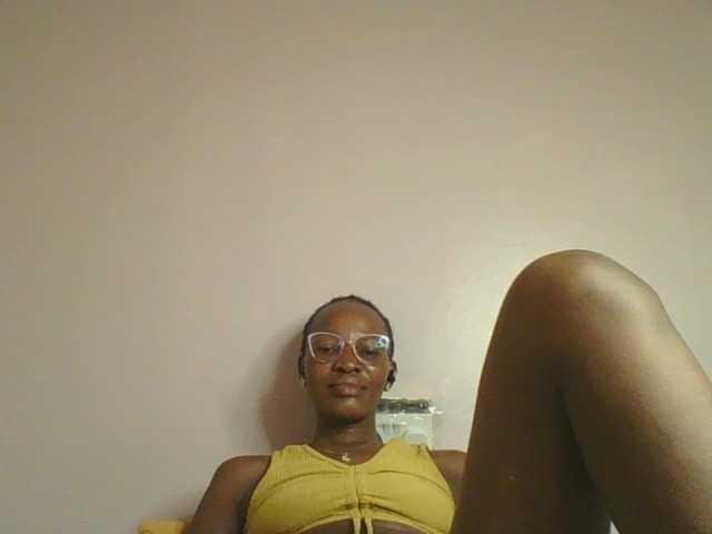 Jennyf live cam on BongaCams