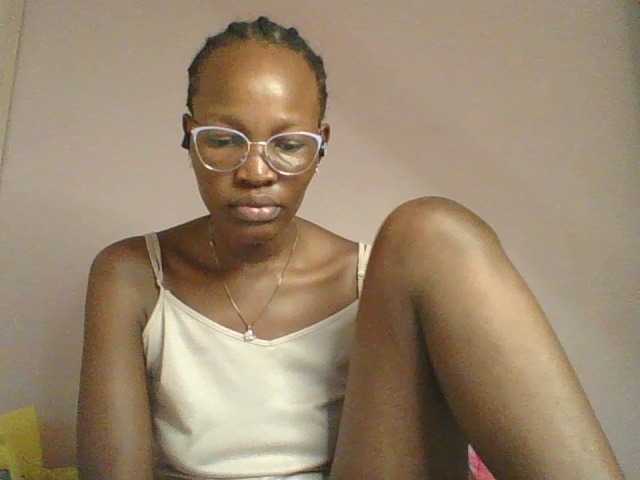 Jennyf live cam on BongaCams