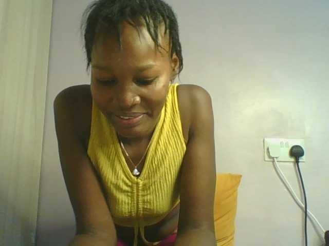 Jennyf live cam on BongaCams