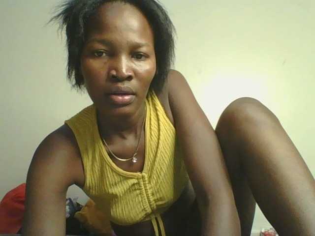 Jennyf live cam on BongaCams