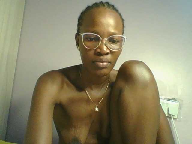Jennyf live cam on BongaCams