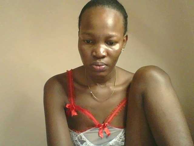 Jennyf live cam on BongaCams