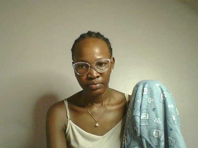 Jennyf live cam on BongaCams