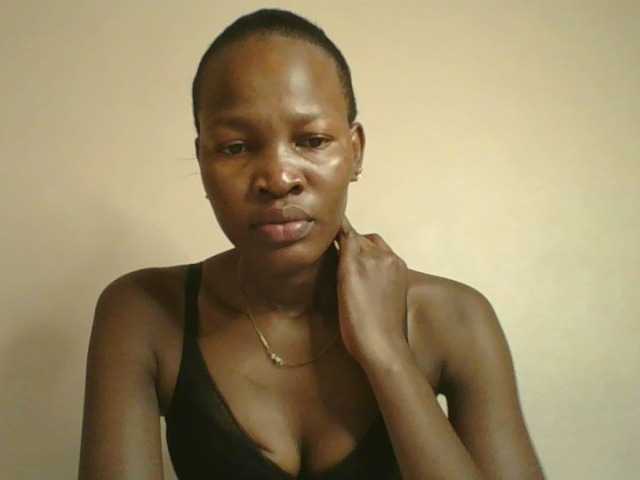 Jennyf live cam on BongaCams