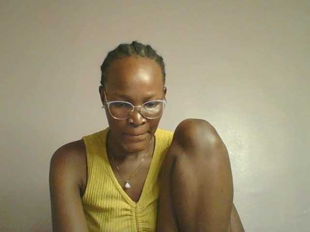 Jennyf live cam on BongaCams
