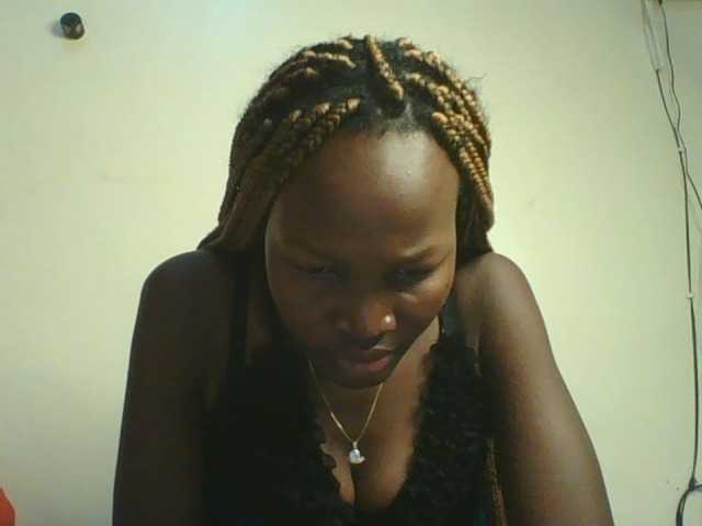 Jennyf live cam on BongaCams