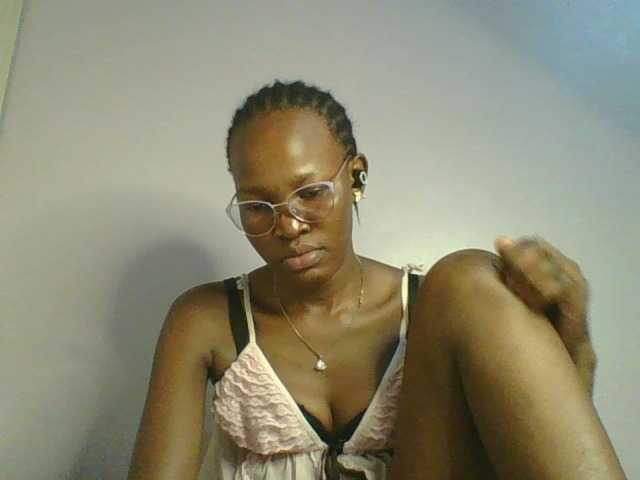 Jennyf live cam on BongaCams
