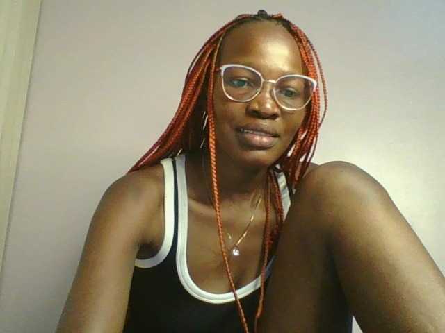 Jennyf live cam on BongaCams