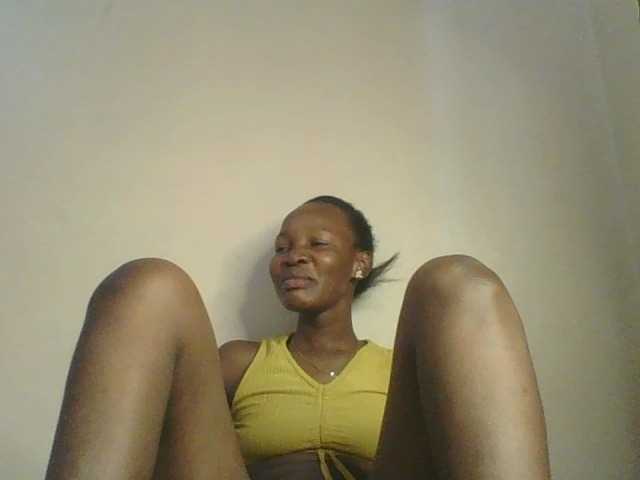 Jennyf live cam on BongaCams
