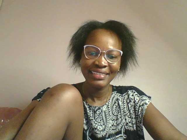 Jennyf live cam on BongaCams