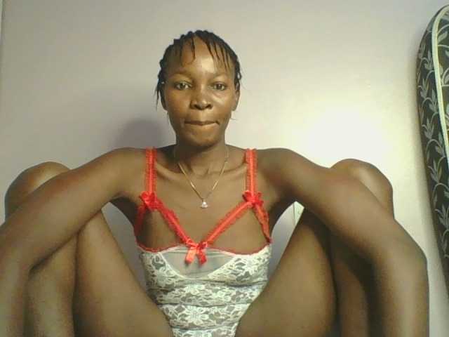 Jennyf live cam on BongaCams
