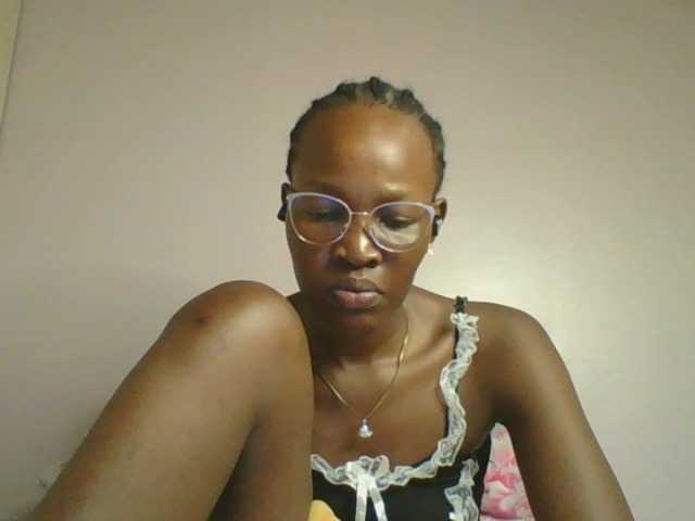 Jennyf live cam on BongaCams
