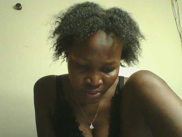 Jennyf live cam on BongaCams