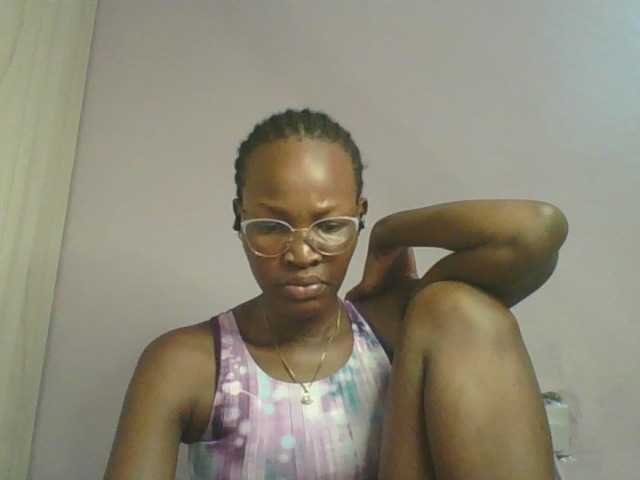 Jennyf live cam on BongaCams