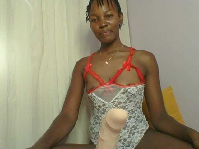 Jennyf live cam on BongaCams