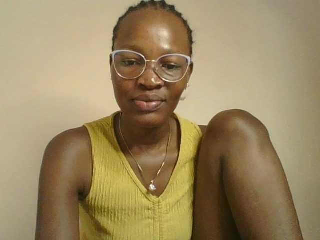 Jennyf live cam on BongaCams