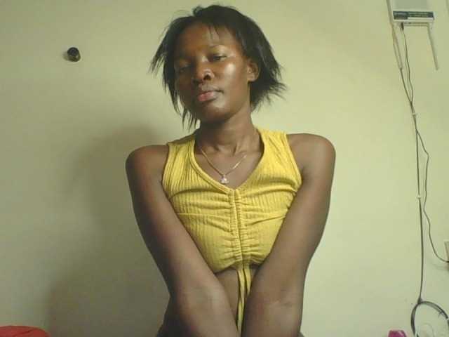 Jennyf live cam on BongaCams