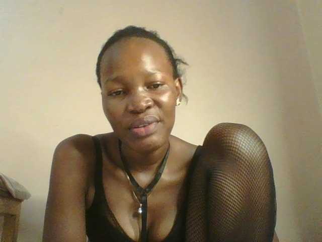 Jennyf live cam on BongaCams