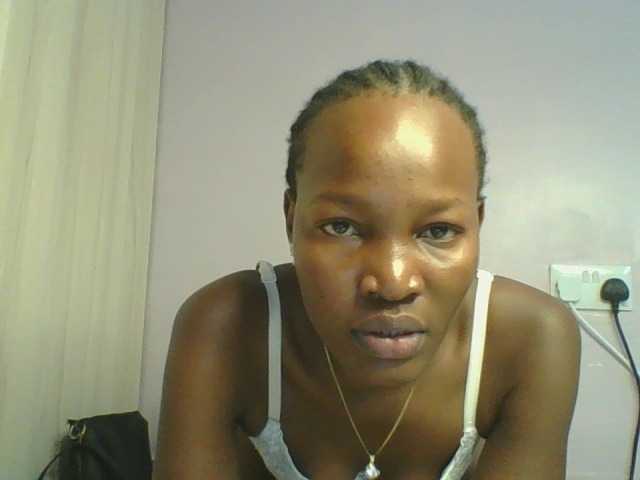 Jennyf — live female cam