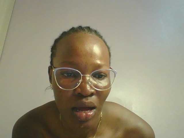 Jennyf live cam on BongaCams
