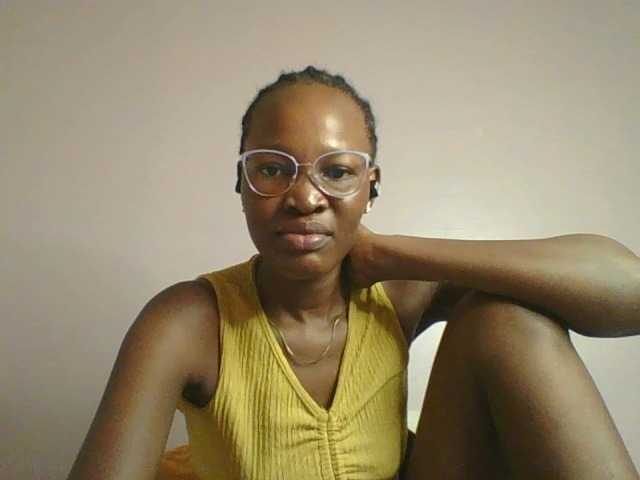 Jennyf live cam on BongaCams