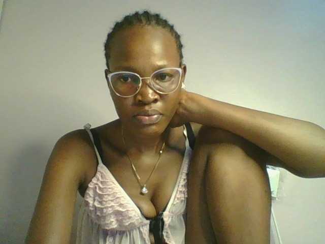 Jennyf live cam on BongaCams